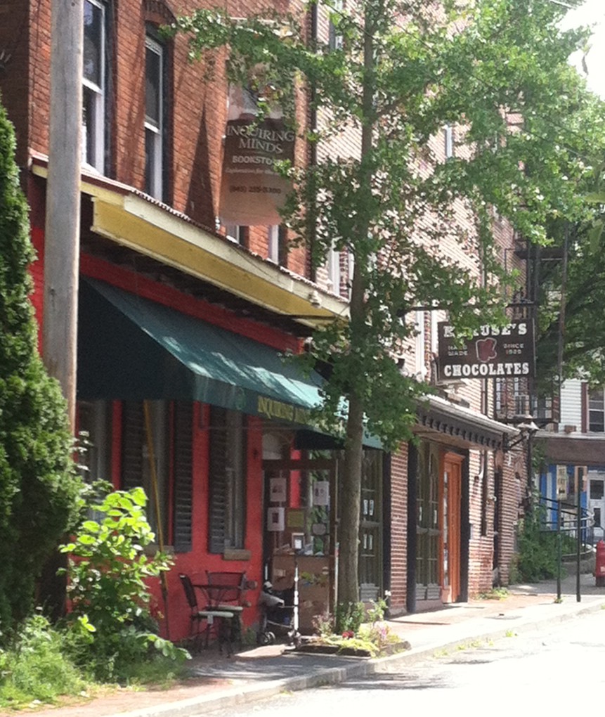 Inquiring Minds, New Paltz, NY