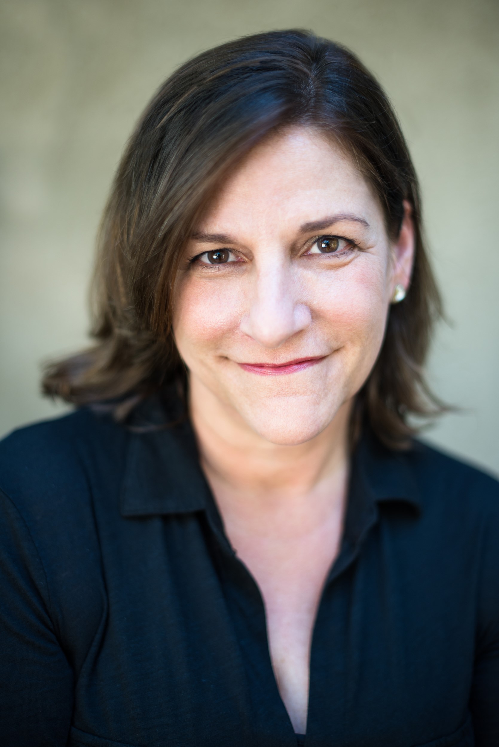 Cynthia Sweeney headshot